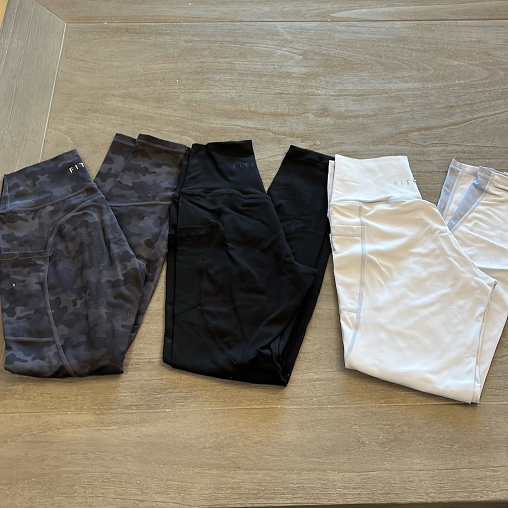 Set of 3 Leggings with Pockets